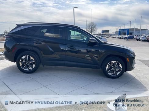 Certified 2025 Hyundai Tucson SEL image 16