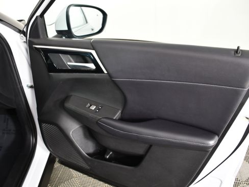 Used 2023 Mitsubishi Outlander SE AWD/4WD image 39