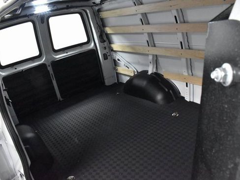 Used 2024 Chevrolet Express 2500 w/ Driver Convenience Package image 18