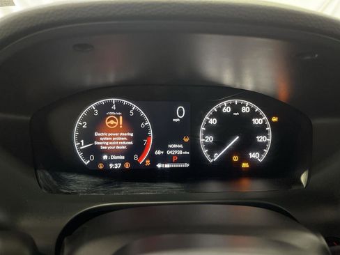 Certified 2025 Honda HR-V Sport image 15