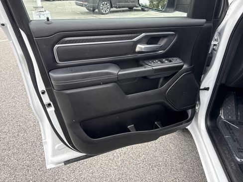 Used 2025 RAM 1500 Big Horn AWD/4WD image 13