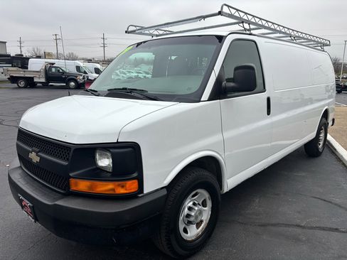 Used 2013 Chevrolet Express 2500 Extended image 7