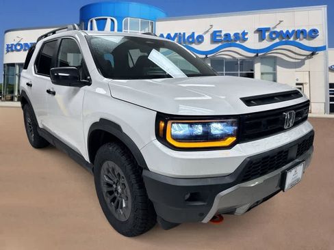 Certified 2026 Honda Passport TrailSport image 2