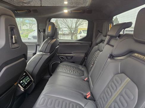 Used 2022 Rivian R1T Launch Edition image 20