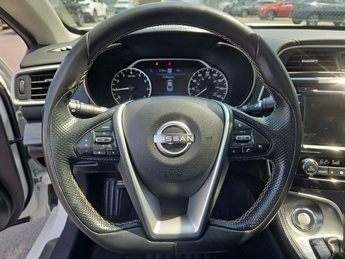 Used 2023 Nissan Maxima Platinum w/ Sport Mat Group FWD image 22