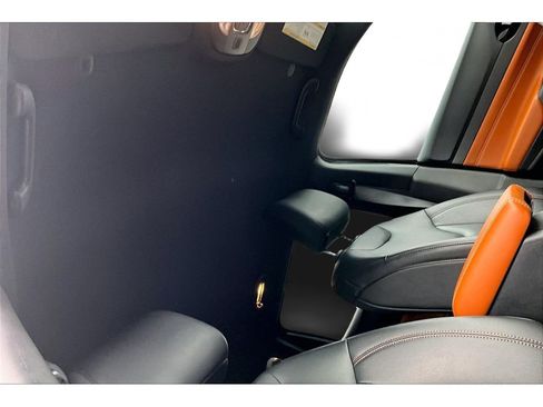 Used 2024 Jeep Compass Limited image 19