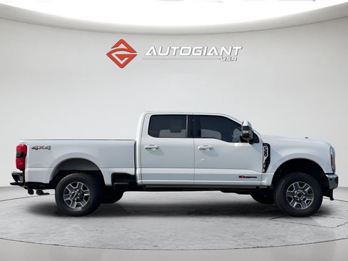 Used 2023 Ford F350 Lariat w/ Lariat Ultimate Package AWD/4WD image 12