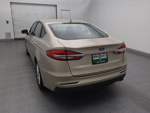 Used 2019 Ford Fusion SE FWD image 6