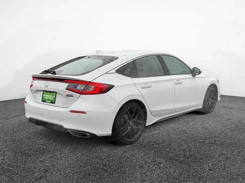 Used 2023 Honda Civic Sport Touring image 5