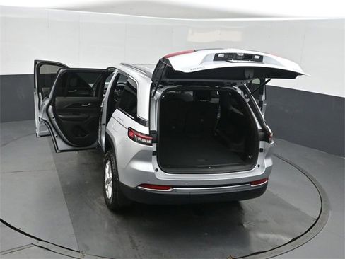 New 2025 Jeep Grand Cherokee Laredo image 50