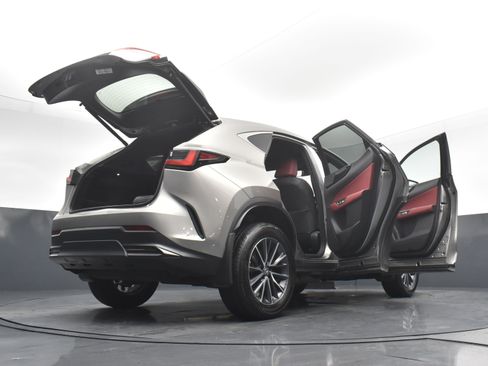 Used 2022 Lexus NX 350h AWD w/ Towing Package (2000 Lbs) image 33