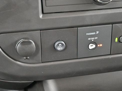 Used 2025 Chevrolet Express 3500 LT w/ LT Preferred Equipment Group image 22