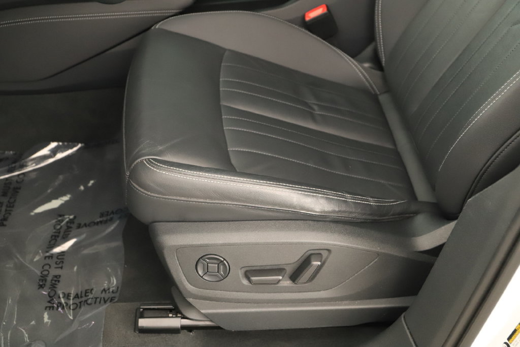 Certified 2024 Audi Q8 e-tron Premium AWD/4WD image 25