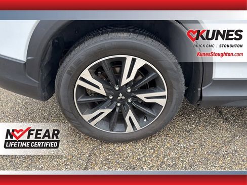 Used 2024 Mitsubishi Eclipse Cross SE image 14