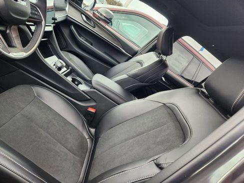 New 2026 Jeep Grand Cherokee Altitude AWD/4WD image 12