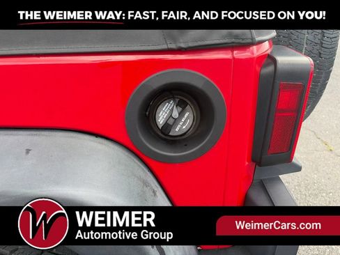 Used 2012 Jeep Wrangler Sport AWD/4WD image 7