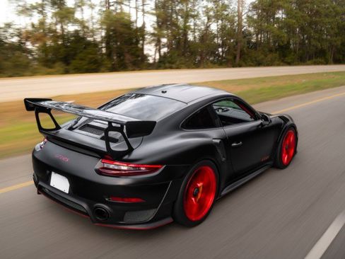 Used 2018 Porsche 911 GT2 RS RWD image 36