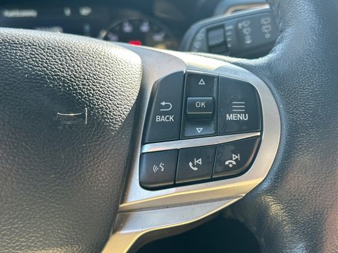 Used 2023 Ford Explorer XLT w/ Equipment Group 202A image 14