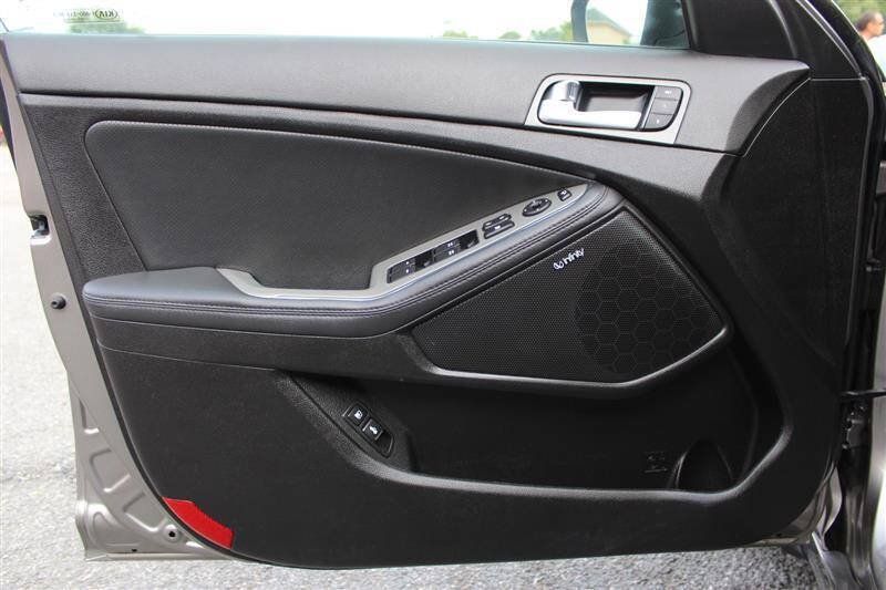 Used 2015 Kia Optima SX w/ SX Turbo Premium Package FWD image 11