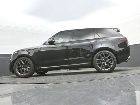 New 2026 Land Rover Range Rover Sport SE AWD/4WD image 36