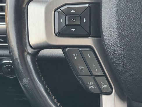 Used 2020 Ford F450 Platinum w/ FX4 Off-Road Package AWD/4WD image 30