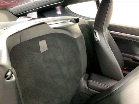 Used 2025 Porsche 718 Cayman image 23