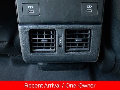 Used 2023 Toyota bZ4X AWD image 13