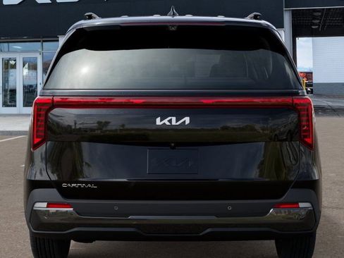 New 2026 Kia Carnival SX Prestige image 13