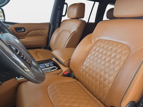 Used 2022 INFINITI QX80 Sensory w/ Cargo Package AWD/4WD image 15