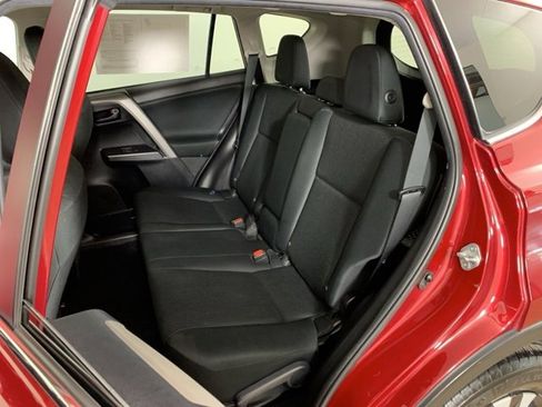 Used 2018 Toyota RAV4 LE w/ All Weather Liner Package image 29