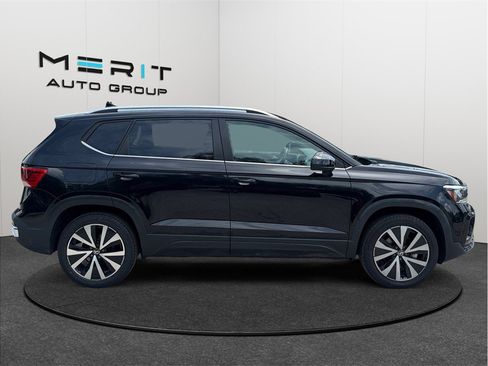 Used 2022 Volkswagen Taos SE image 10
