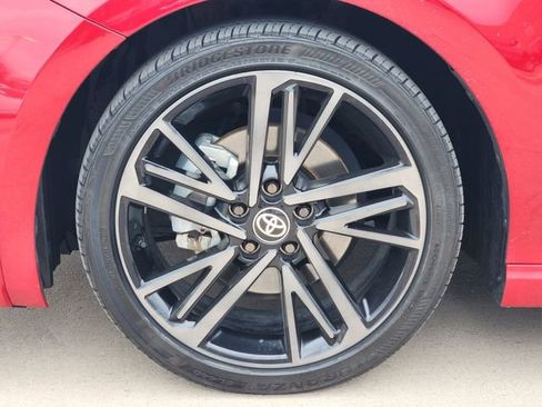 Used 2025 Toyota Camry XSE image 8