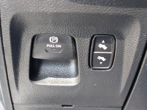 Used 2025 RAM 1500 Laramie AWD/4WD image 49