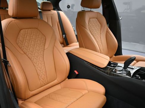 Used 2022 BMW 530i xDrive w/ Convenience Package image 20