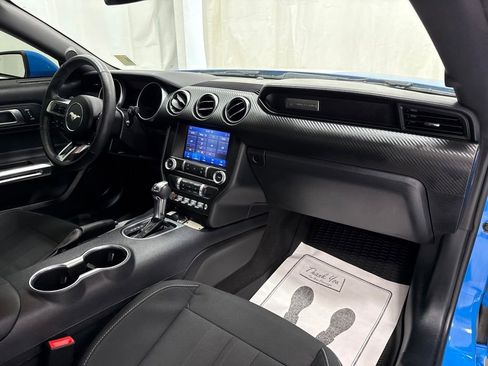 Used 2022 Ford Mustang Coupe w/ Equipment Group 101A image 10