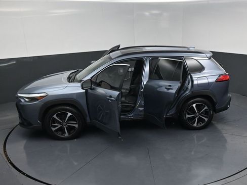 Used 2023 Toyota Corolla Cross XSE w/ Convenience Package image 27