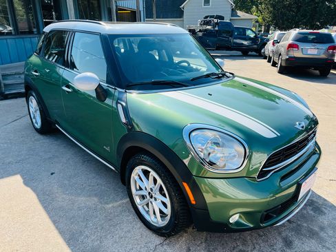 Used 2015 MINI Cooper Countryman S image 1
