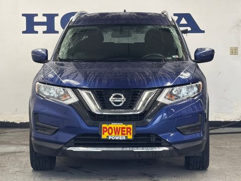Used 2017 Nissan Rogue SV image 8