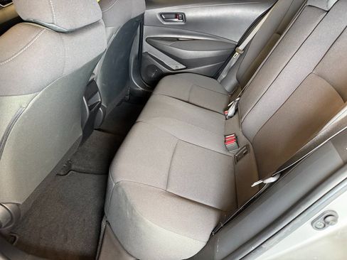 Used 2022 Toyota Corolla LE w/ Carpet Mat Package (TMS) image 21