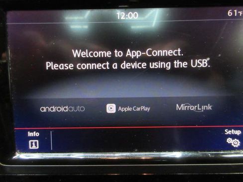 Used 2017 Volkswagen Jetta SE image 19