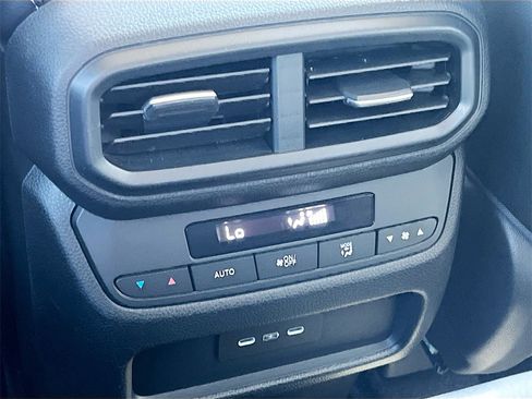 Used 2024 Honda Pilot EX-L image 24