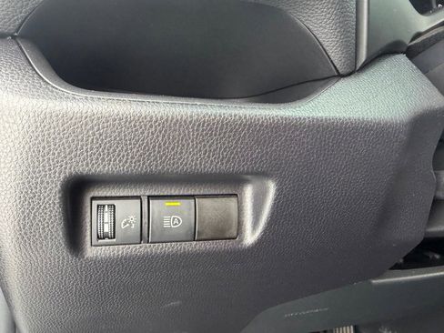 Used 2021 Toyota RAV4 XLE image 13