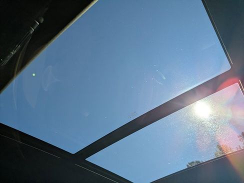 Used 2023 GMC Yukon Denali Ultimate image 29