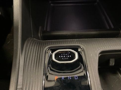 Used 2026 Jeep Cherokee Laredo AWD/4WD image 13