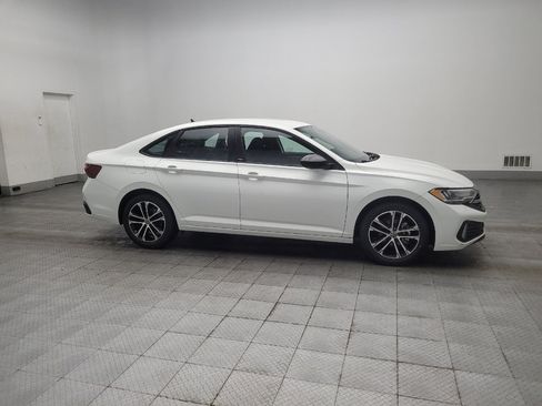 Used 2024 Volkswagen Jetta Sport FWD image 11
