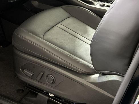 New 2026 Kia Sorento S image 12