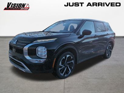 Used 2024 Mitsubishi Outlander SE