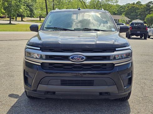 Used 2023 Ford Expedition Max XLT AWD/4WD image 2