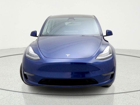 Used 2023 Tesla Model Y Long Range image 3