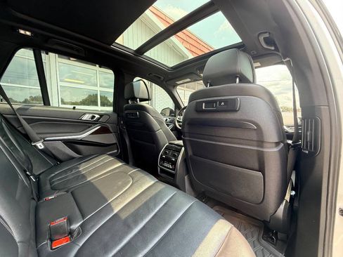 Used 2019 BMW X5 xDrive40i AWD/4WD image 36